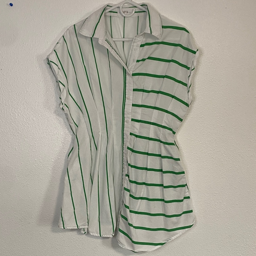 Elegant Green and White Striped Mini Dress - Picture 3 of 14